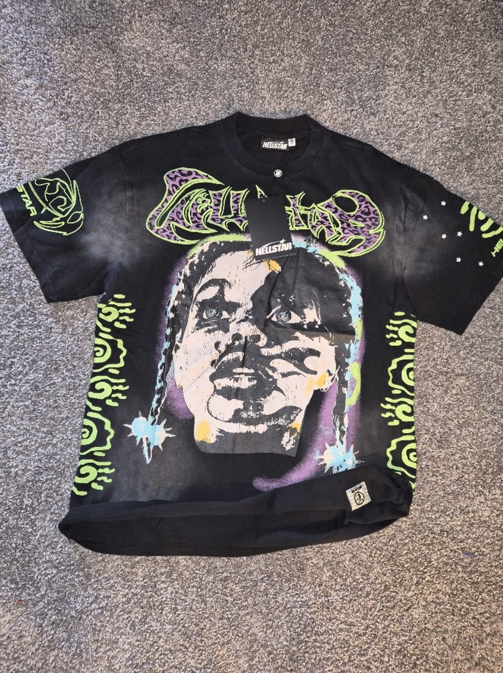 !Hellstar Black Graphic Short-Sleeve Polo Tee - Neon Print
